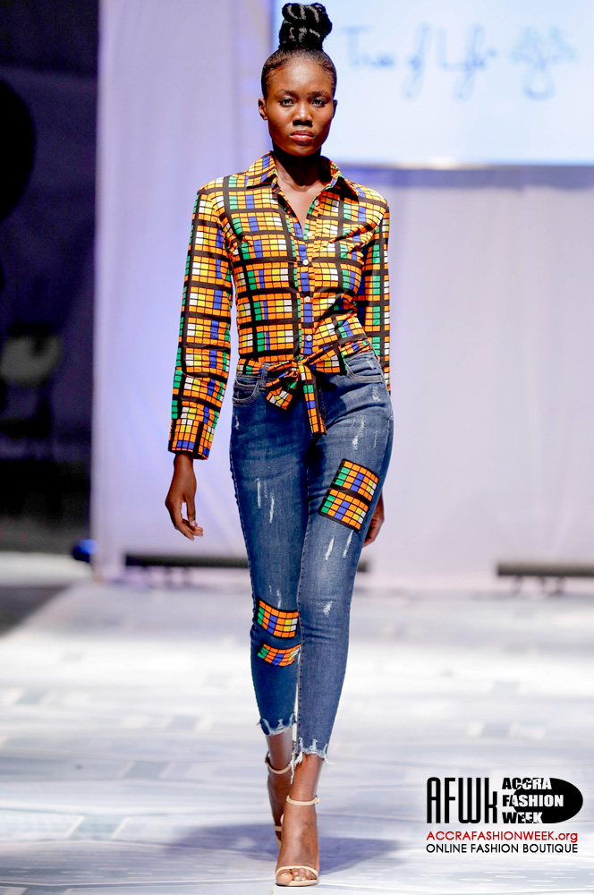 long sleeves and jeans for ladies